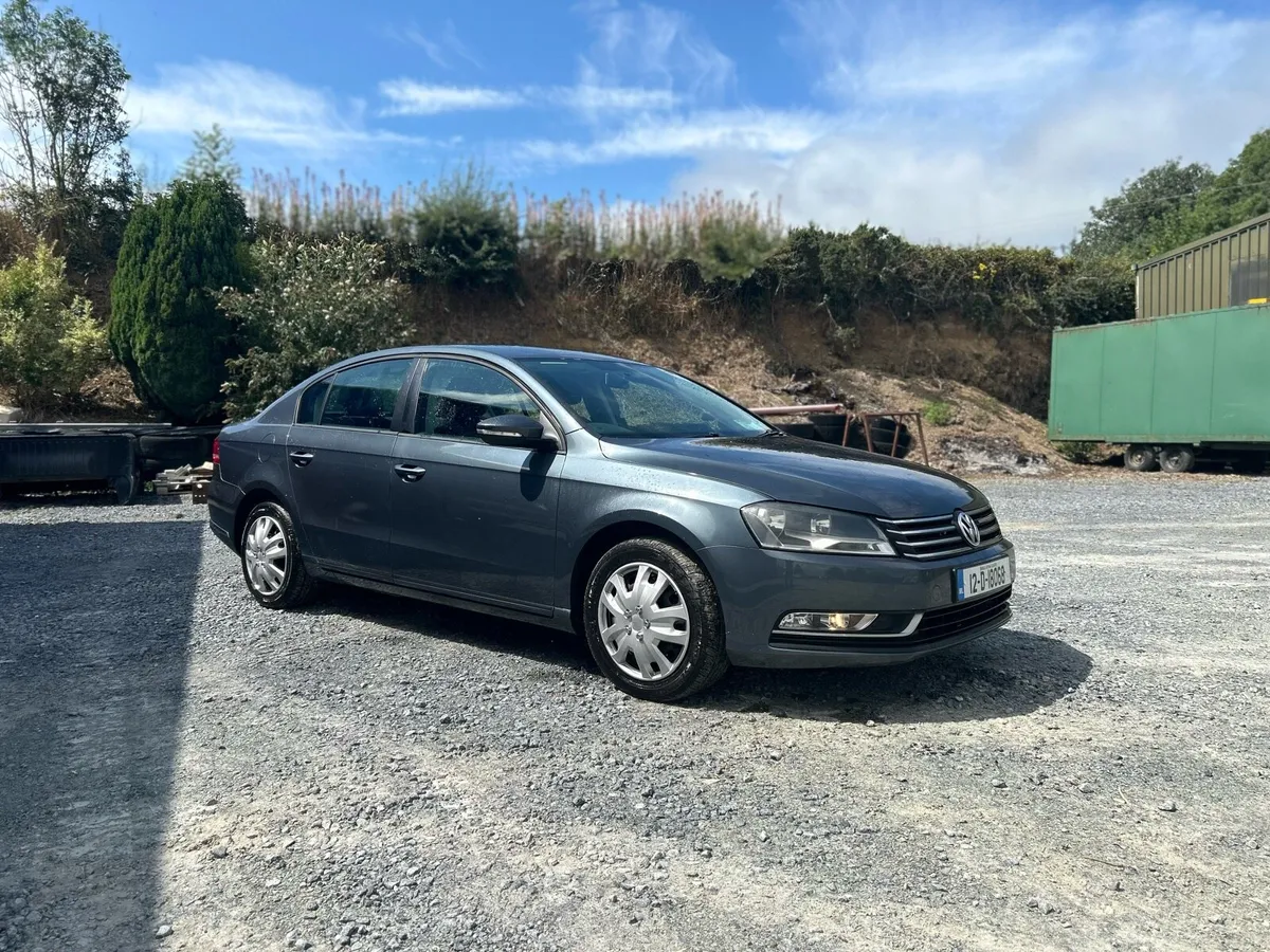 2012 Passat 1.6 Diesel - Image 1