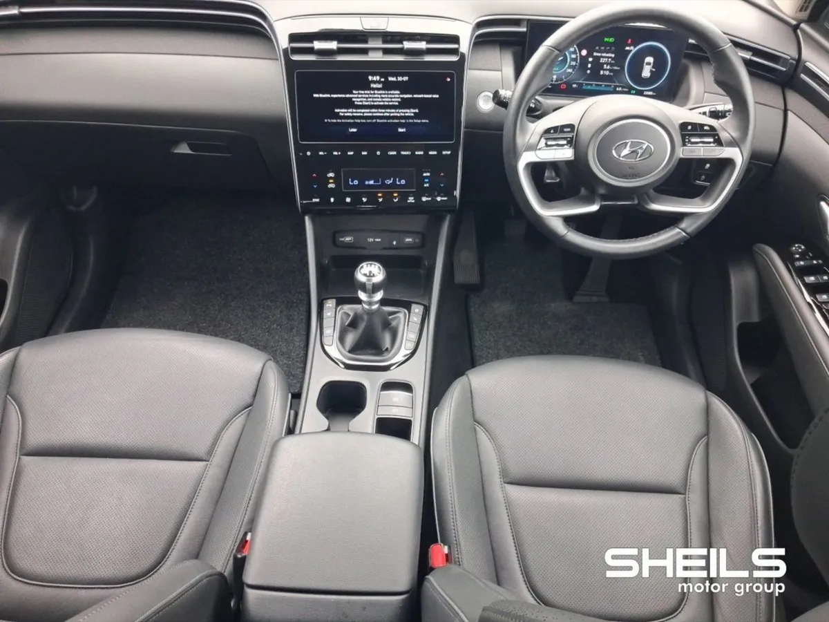 Hyundai Tucson 2WD Executive Plus - Image 3