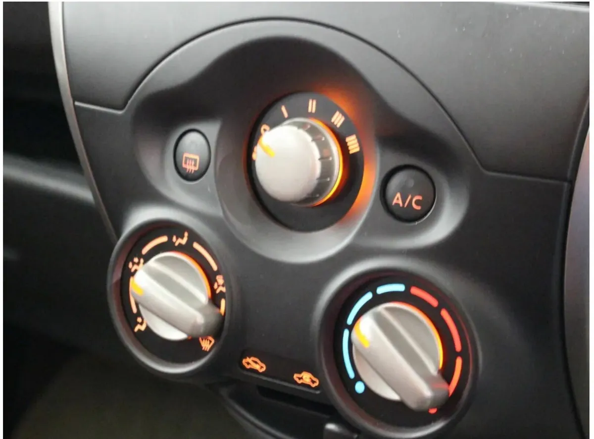 Lowest Price | 2015 Auto Petrol | Nissan March - Image 4