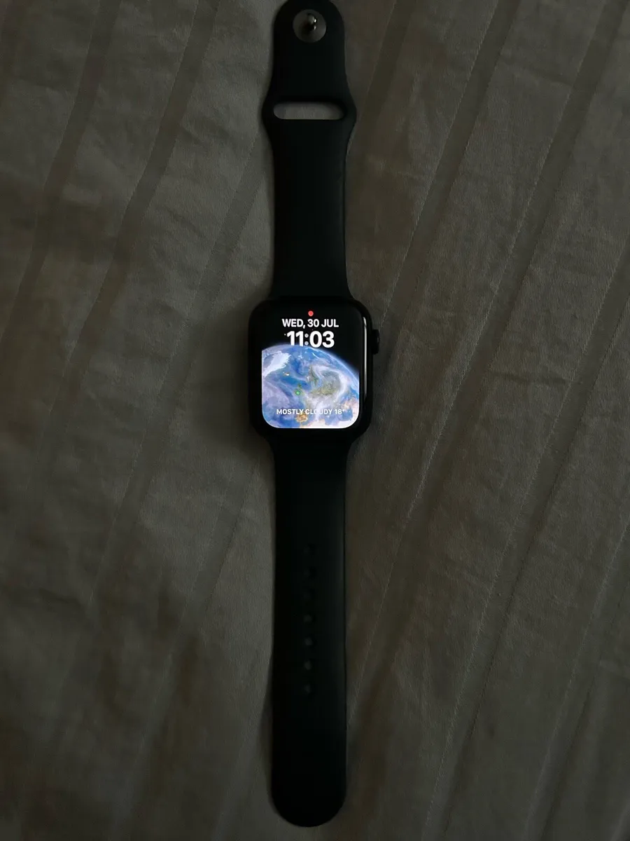 Apple Watch SE - Image 2