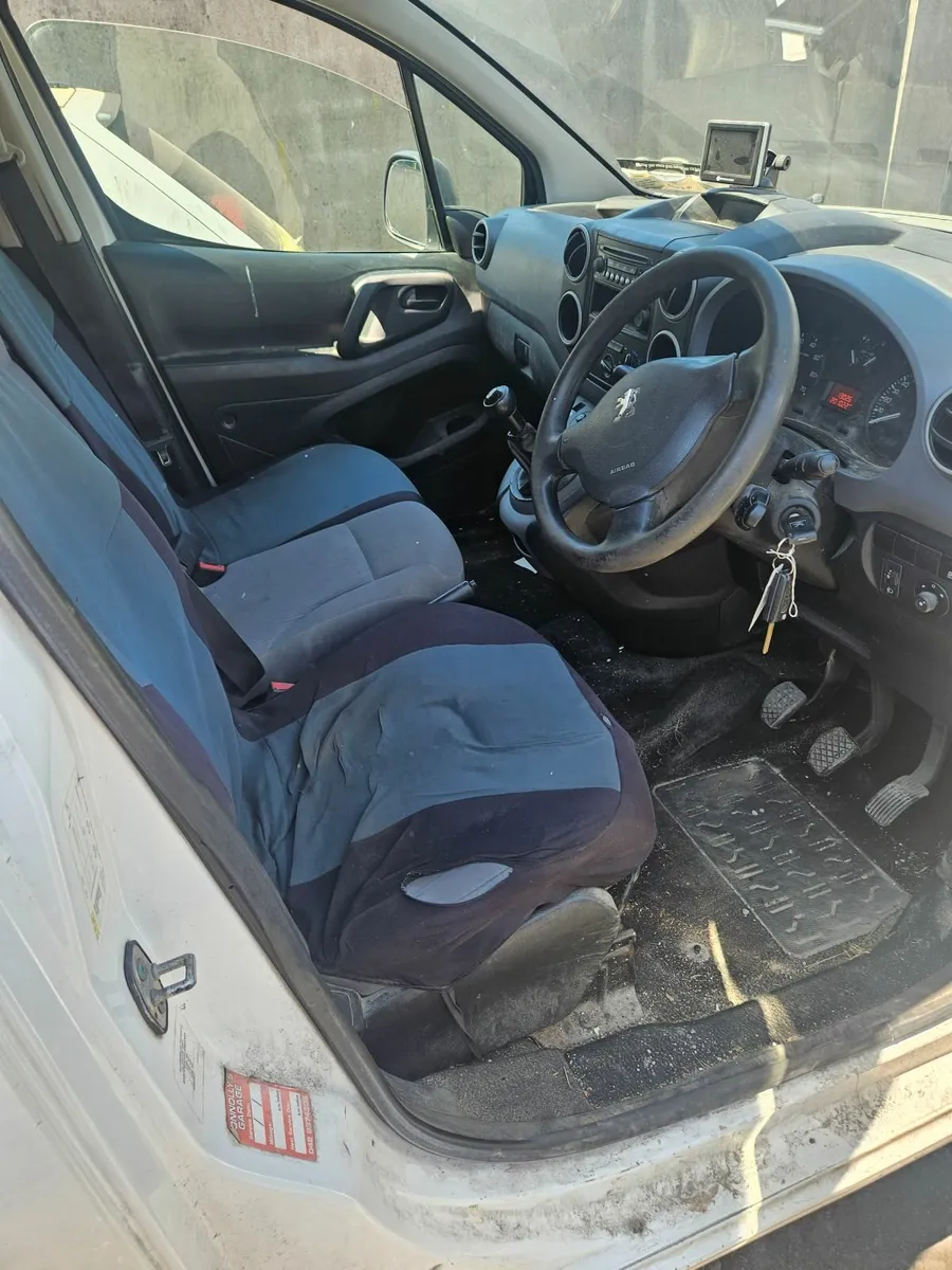 Citroen  Peugeot  partner 2015 - Image 3