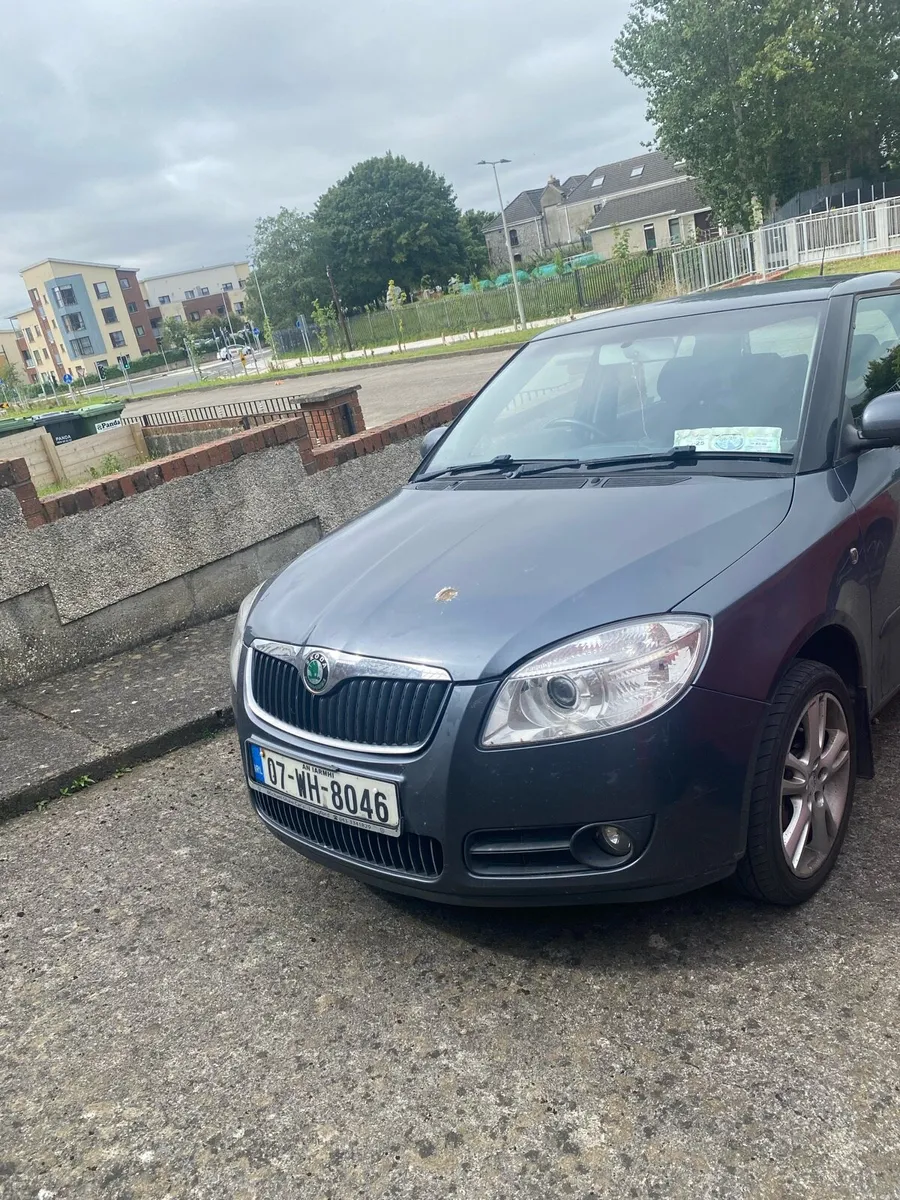 Car - Image 1