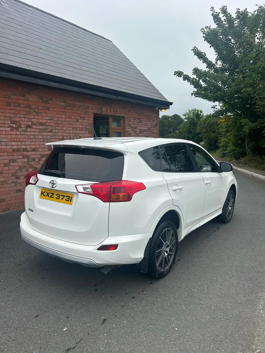 Toyota RAV4 - Image 4