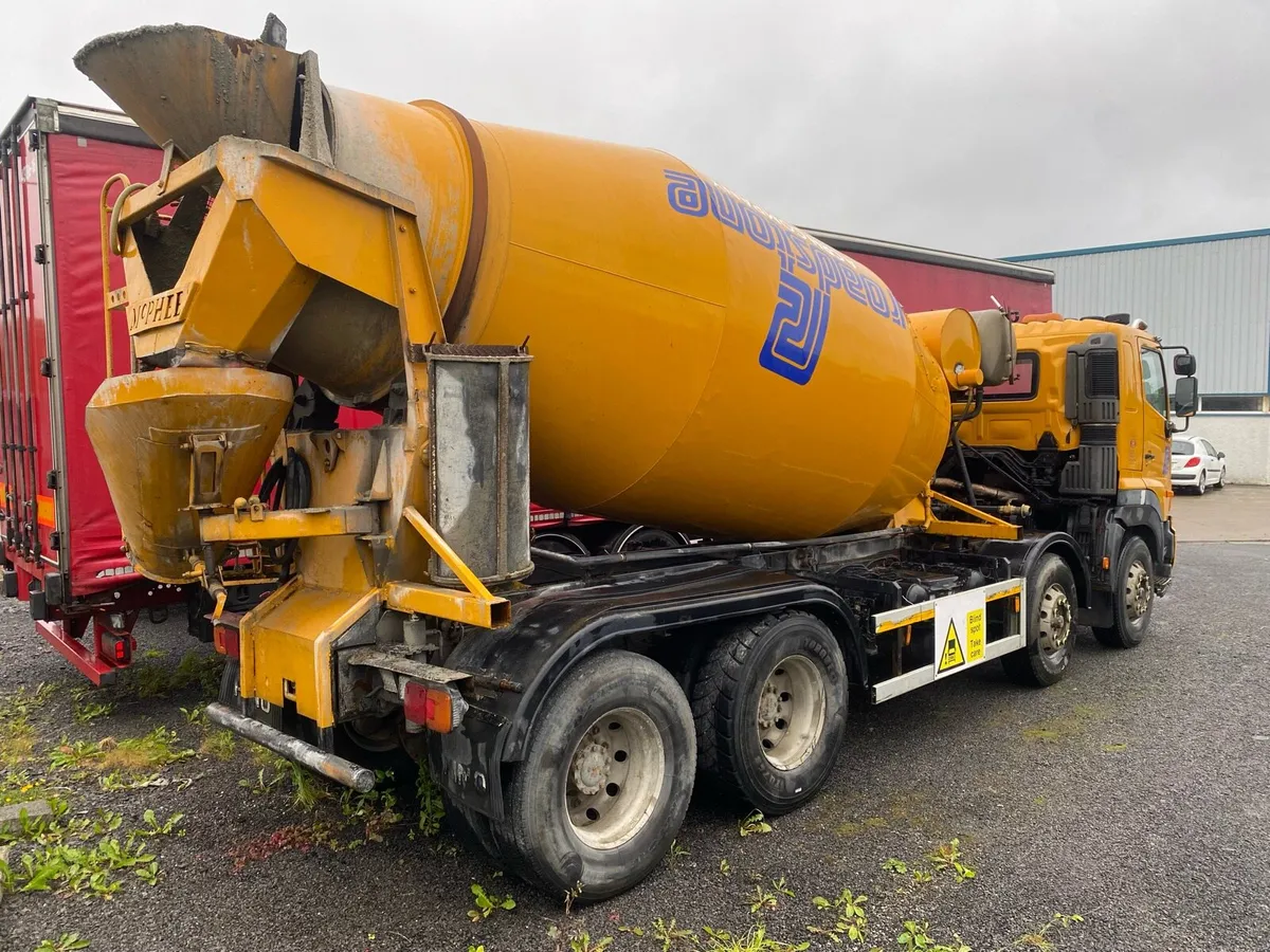 Hino 700 demountable - Image 3