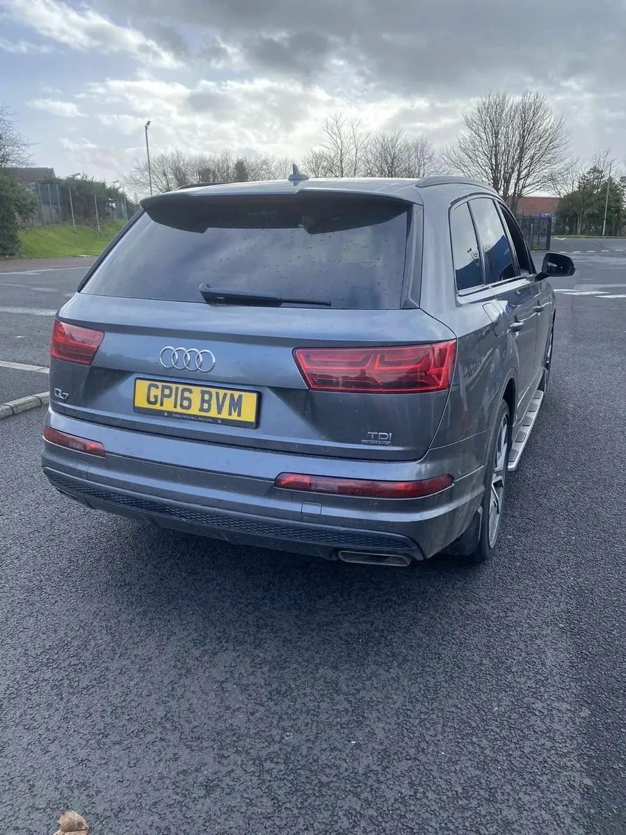 Audi Q7 2016 - Image 2