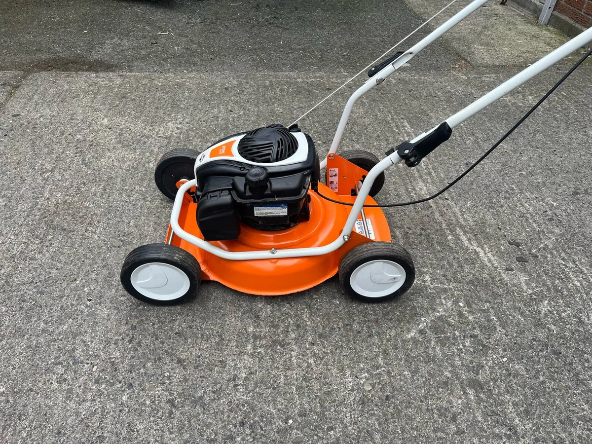 Used Stihl 18” Mulcher Only Petrol Lawnmower - Image 3