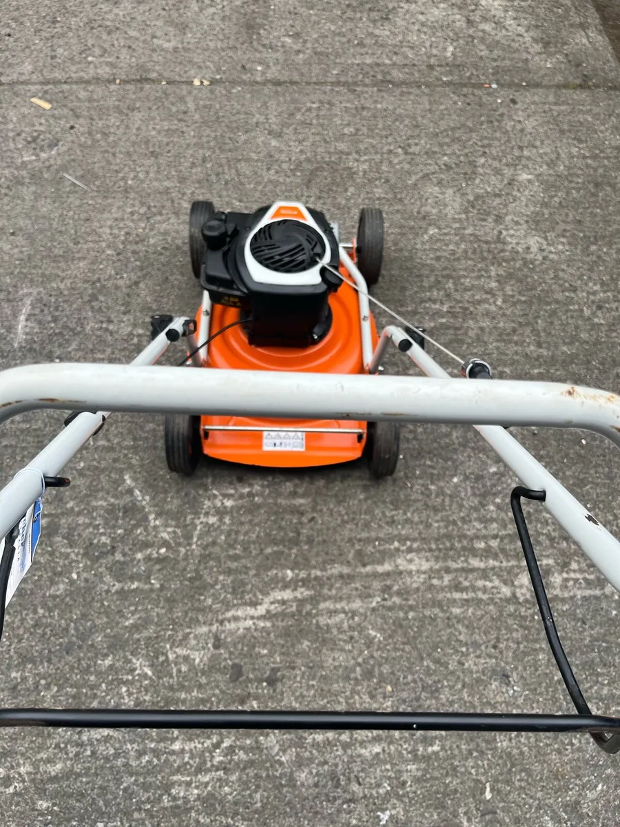Used Stihl 18” Mulcher Only Petrol Lawnmower - Image 4