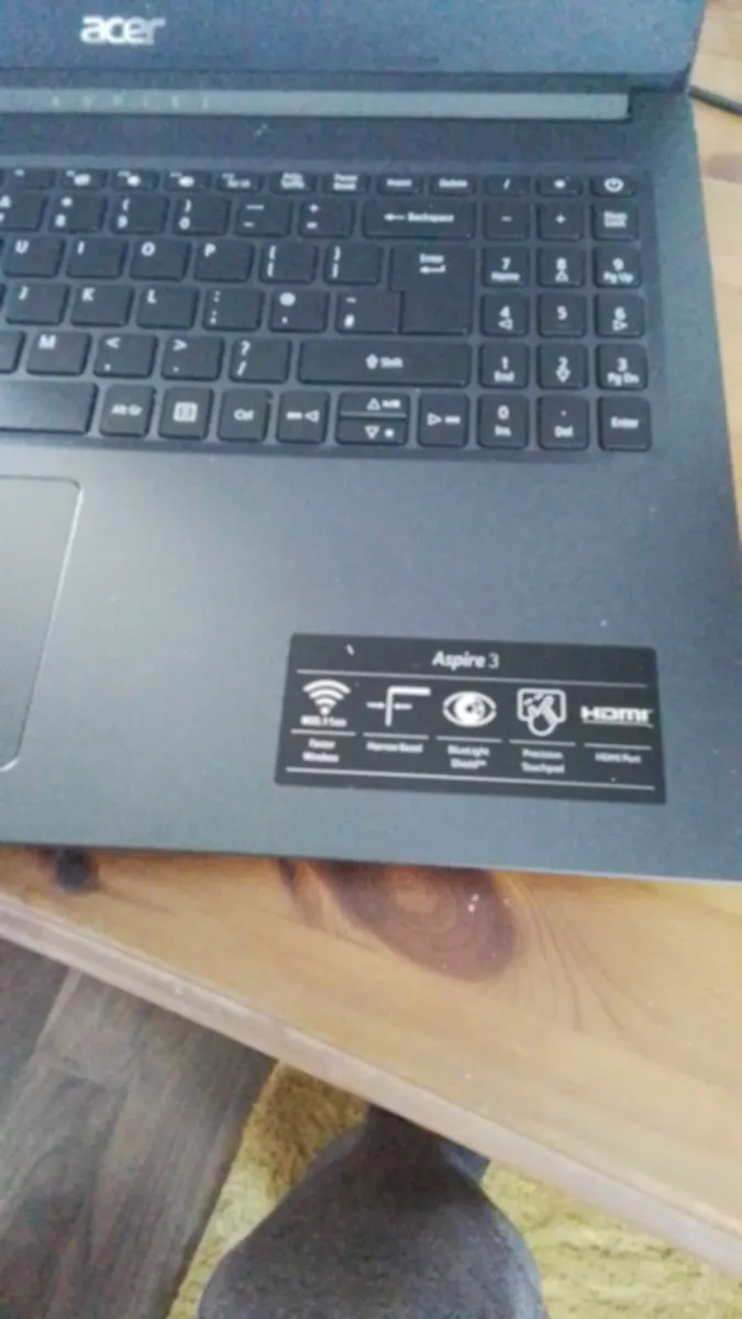 Laptop acer aspire 3 - Image 1