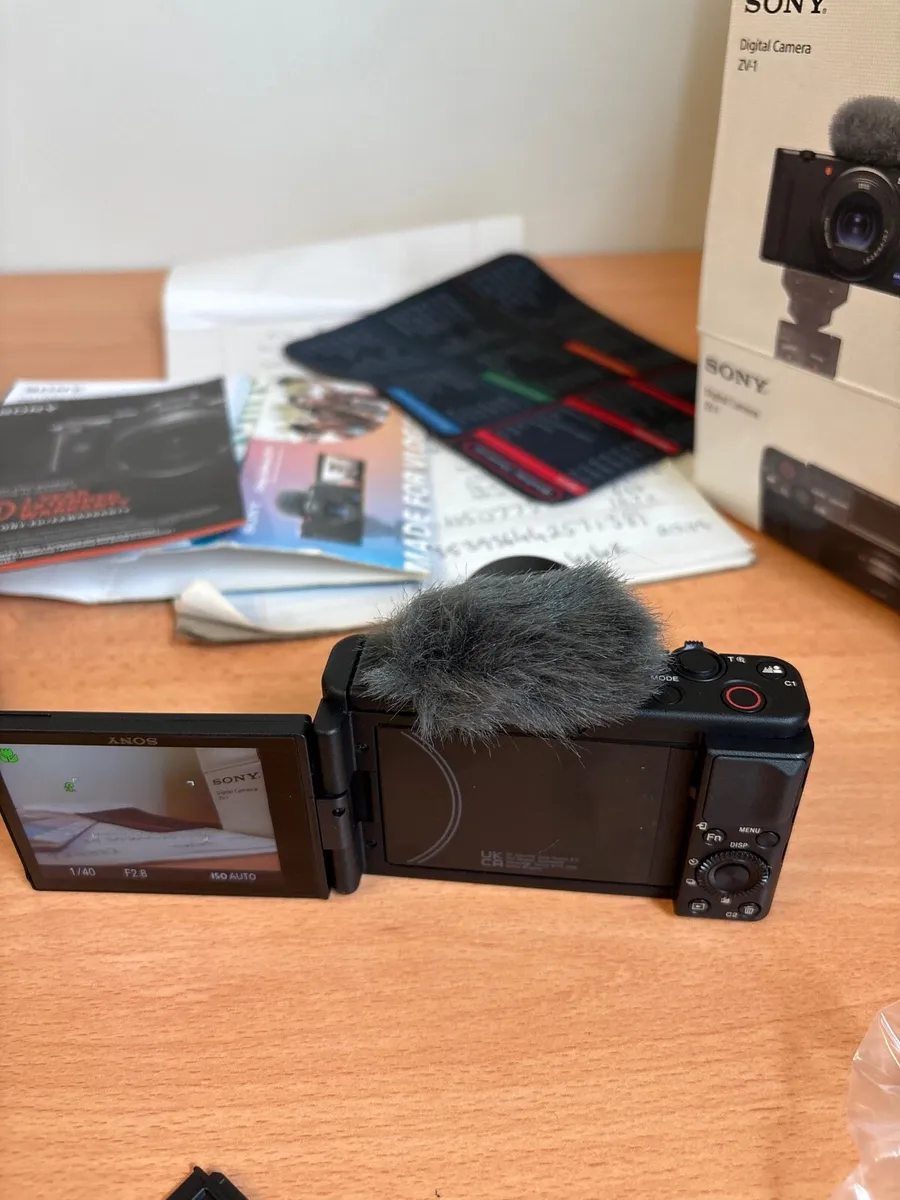 Sony vlog ZV-1 - Image 3