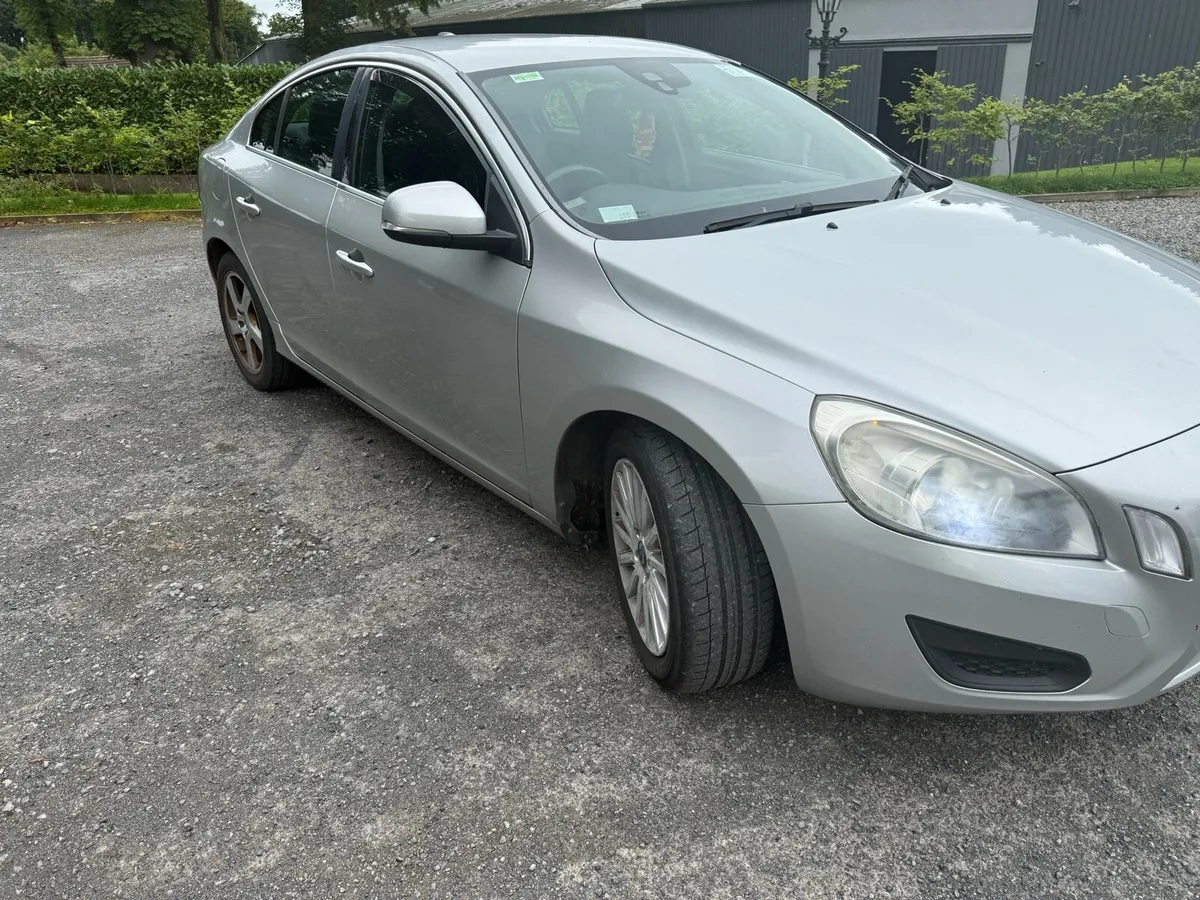 Valvo s60 2 diesel Automatic - Image 4