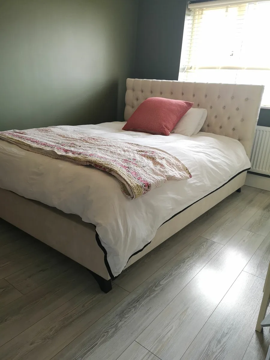 King Size Bed - Image 1