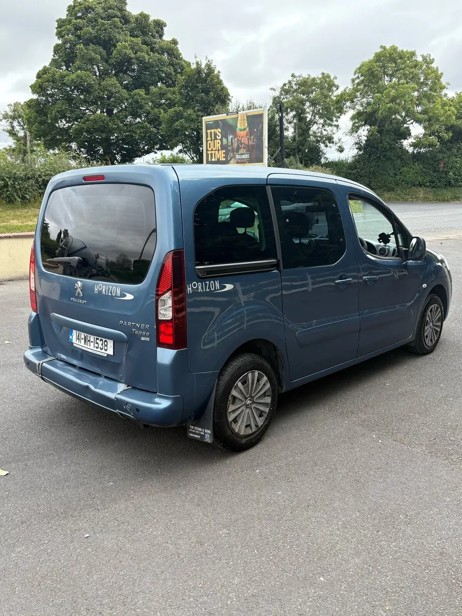 2014 partner Auto bus enterprise Tax and NCT - Image 4