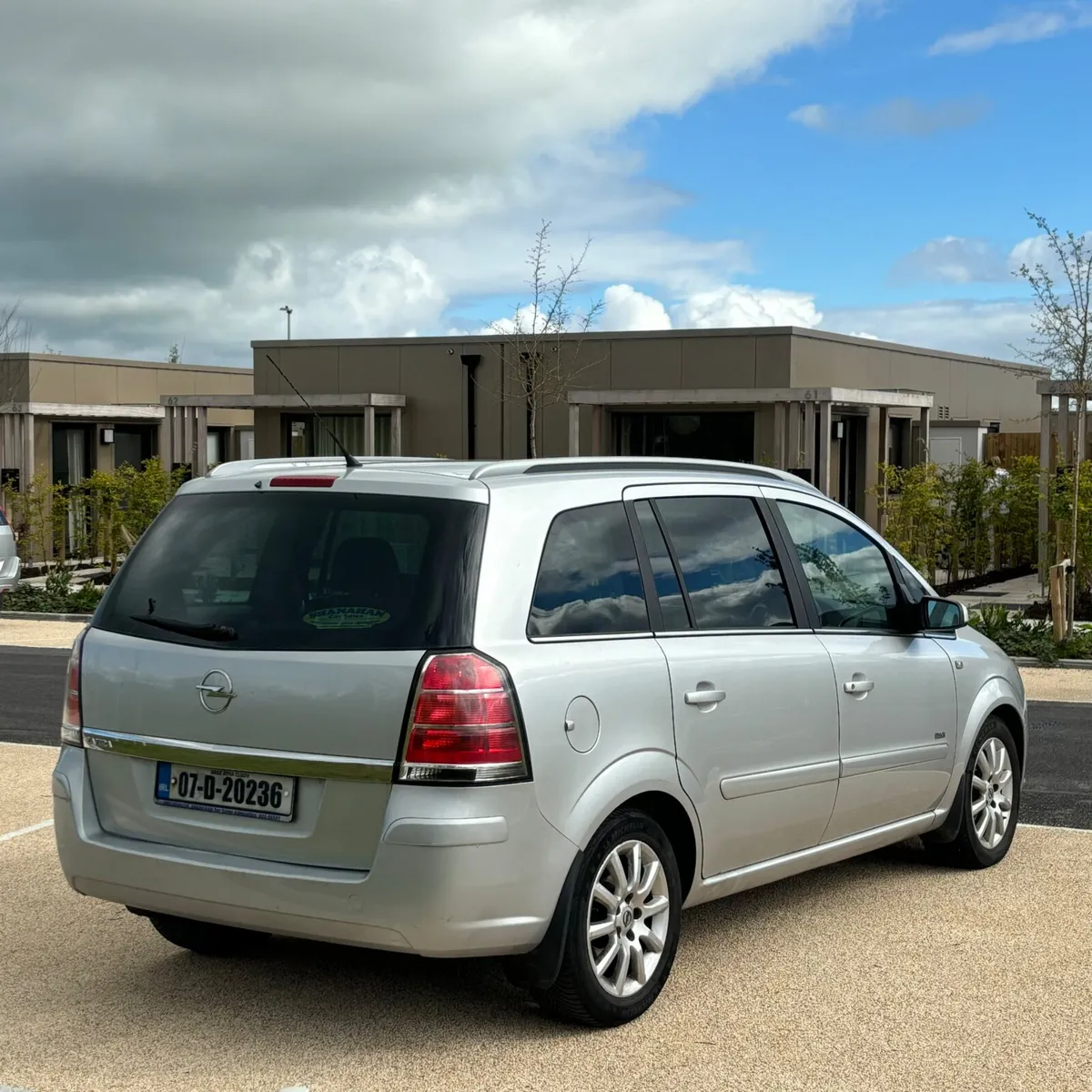 Opel Zafira 2007 - Image 2