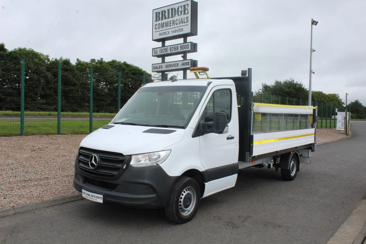 2023 Mercedes-Benz Sprinter 315 LWB Dropside TLift - Image 1