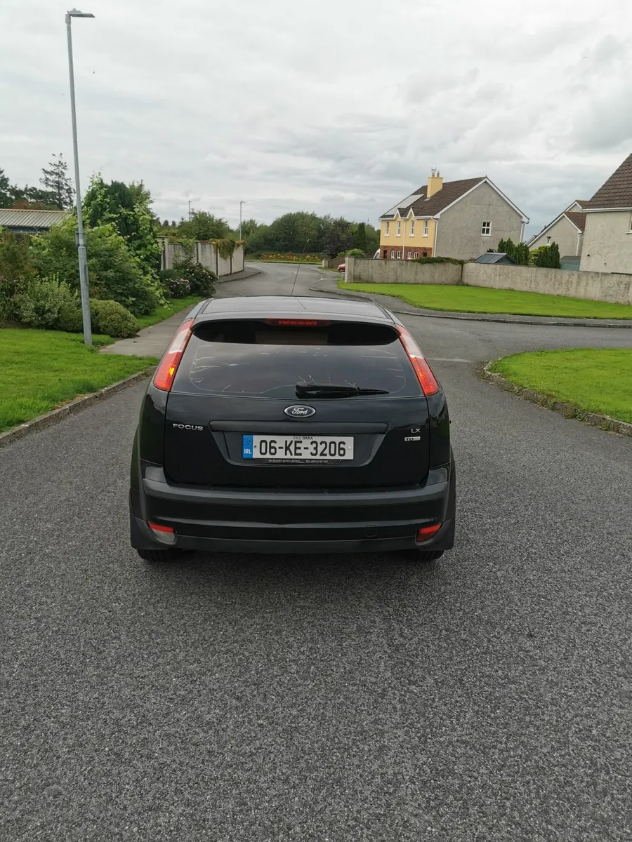 Ford Focus 1.6 diesel no nct tax  tax 8/25 - Image 4