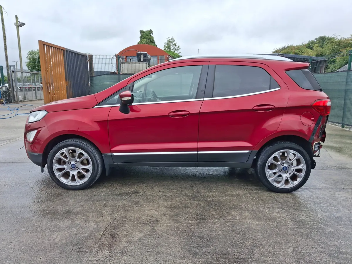 182 Ford EcoSport  Titanium  1.0 Petrol - Image 4