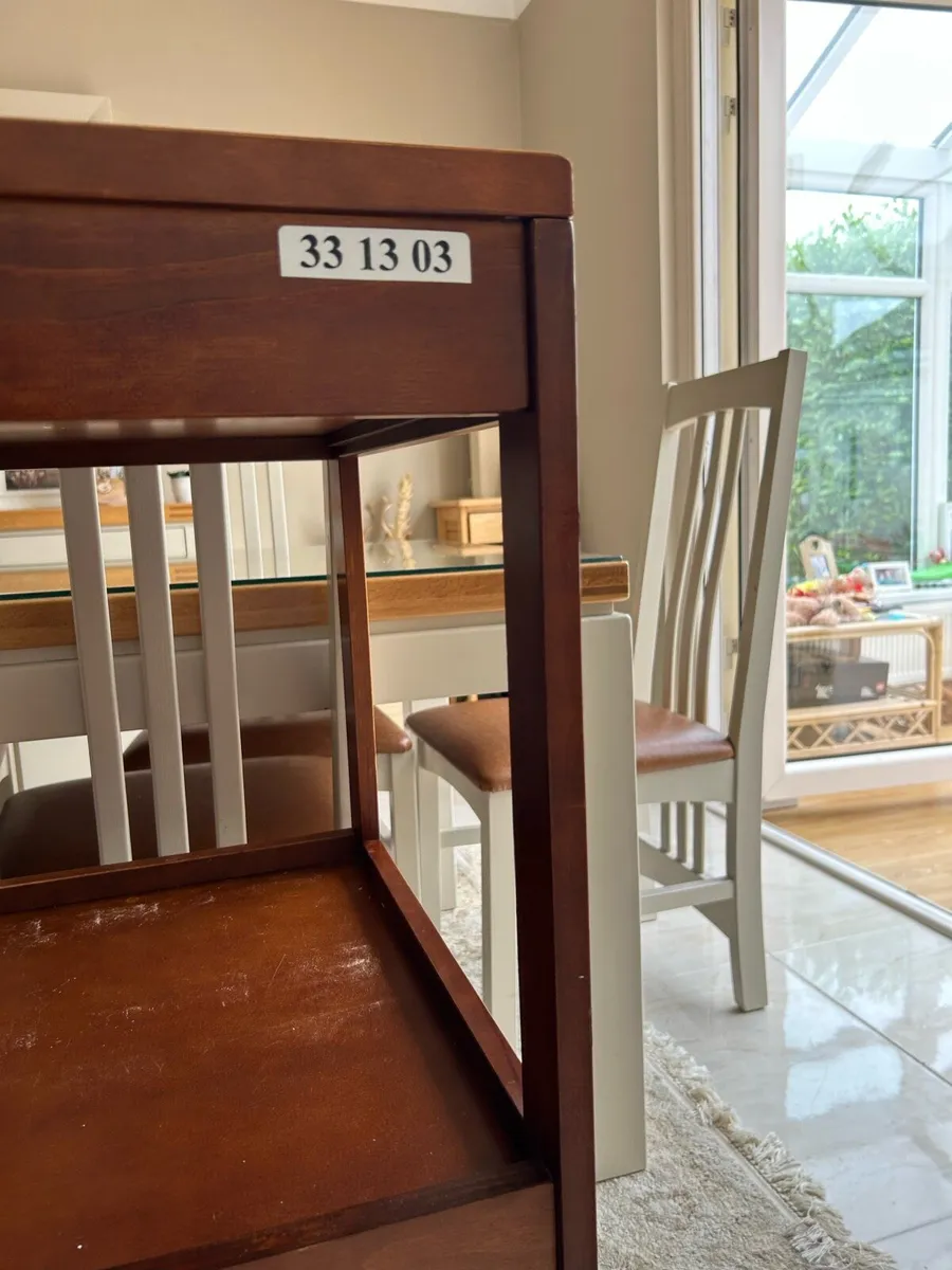 Baby changing table - Image 2