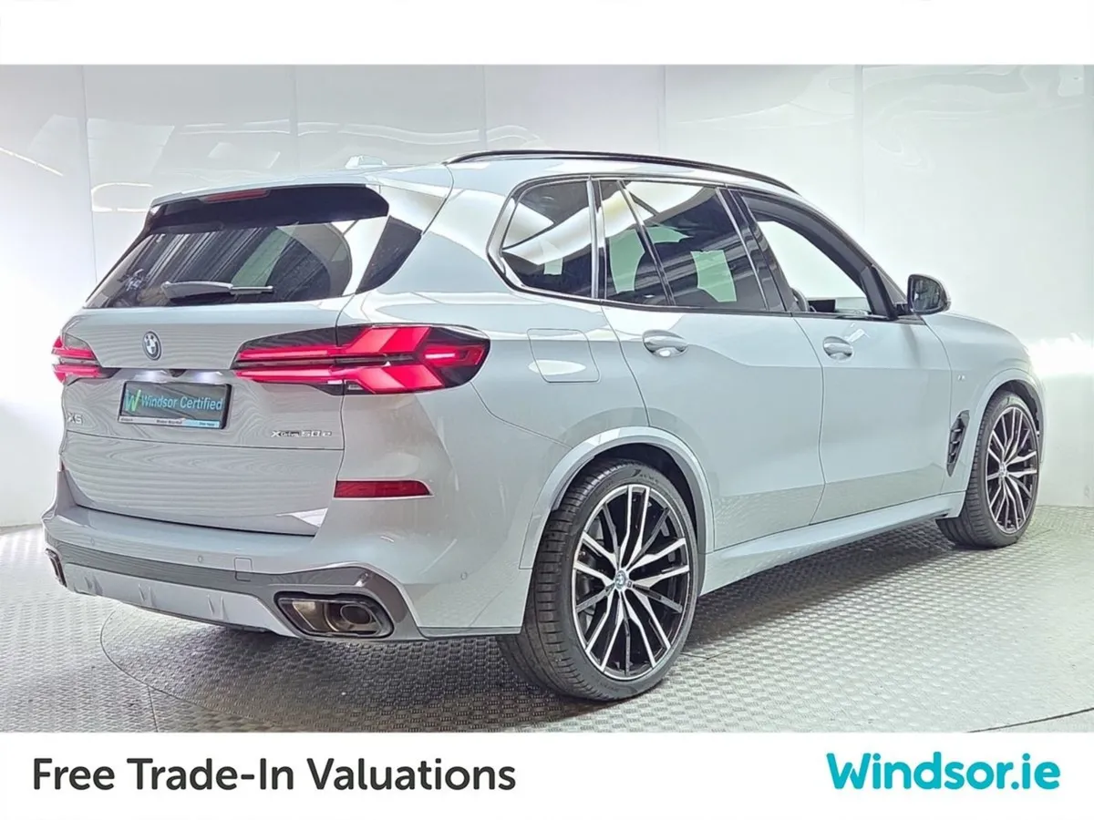 BMW X5 Xdrive50e M Sport  panoramic Sunroof - Image 4