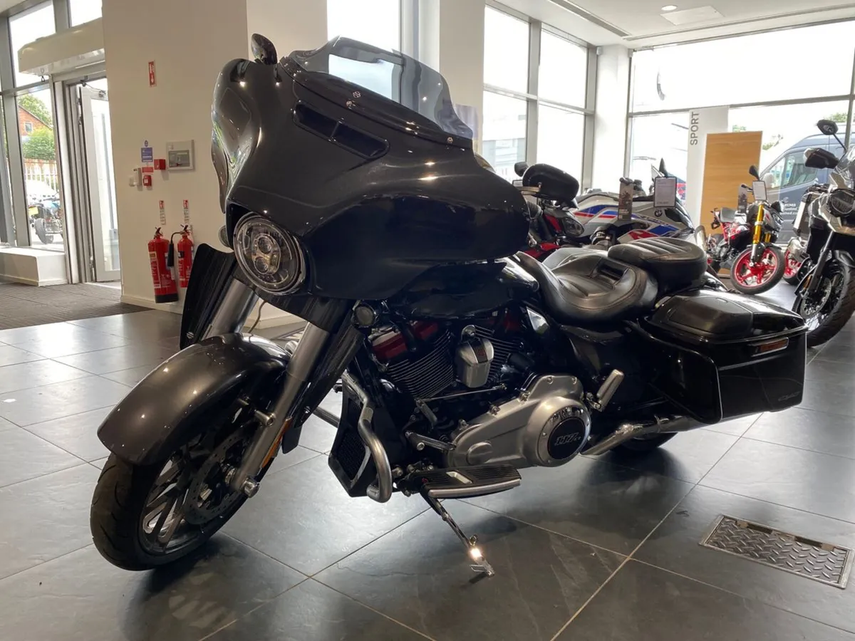 2020 Harley Davidson CVO Streetglide - Stage 1! - Image 4