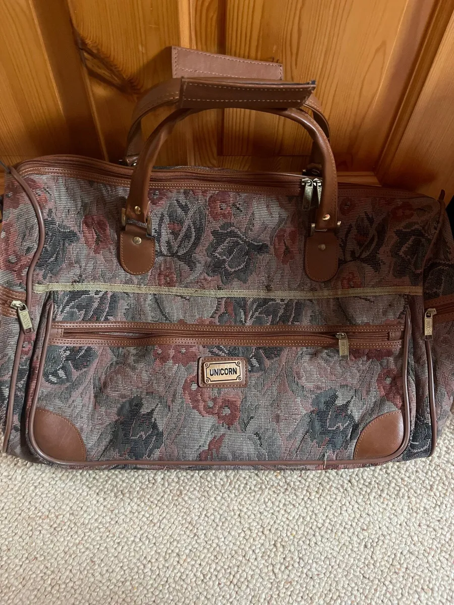Brown holdall travel bag / weekend bag - Image 1