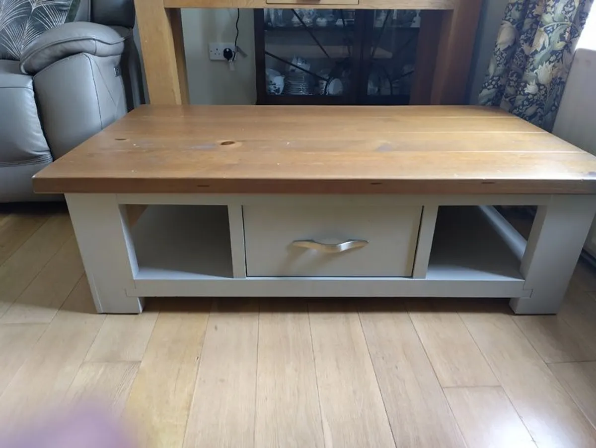 TV unit and coffee table - Image 1