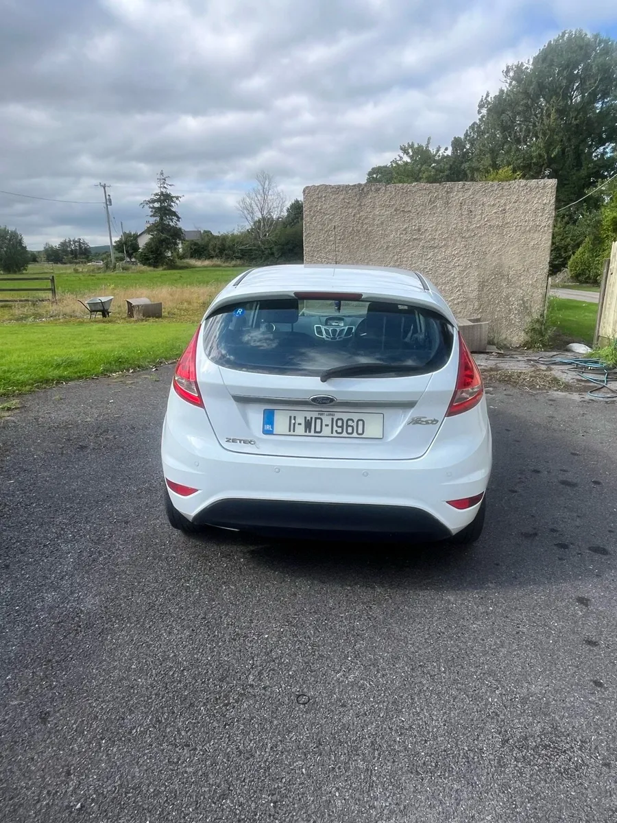 Ford fiesta 2011 *need gone ASAP - Image 3