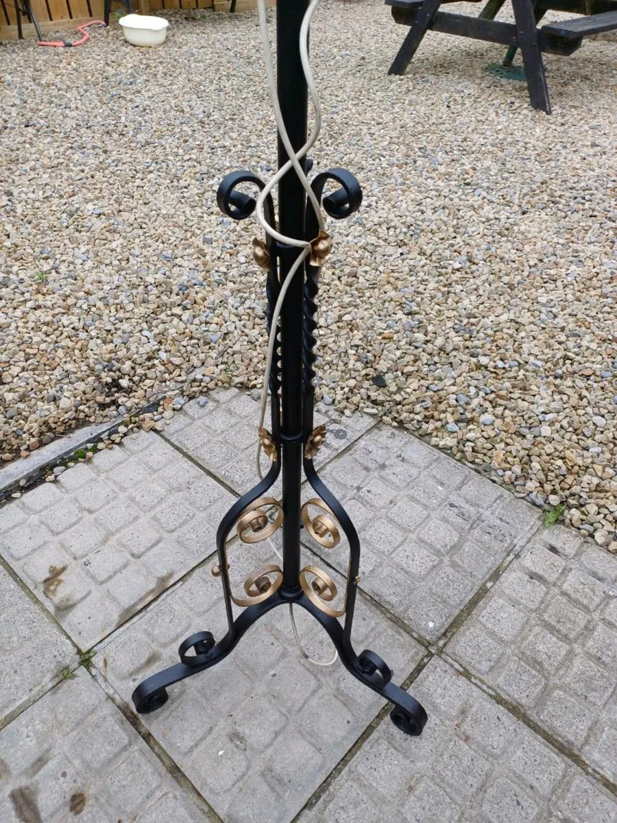 1940/50s Wrought Iron Floor Lamp - Image 4