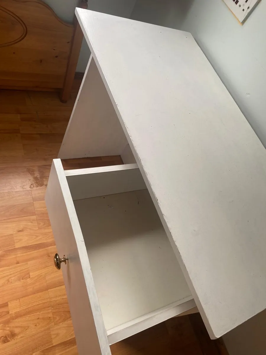 Desk / dresser - Image 3