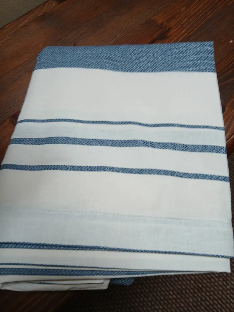 Double bed duvet cover set - Image 1