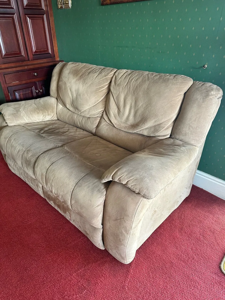 Couch - Image 2