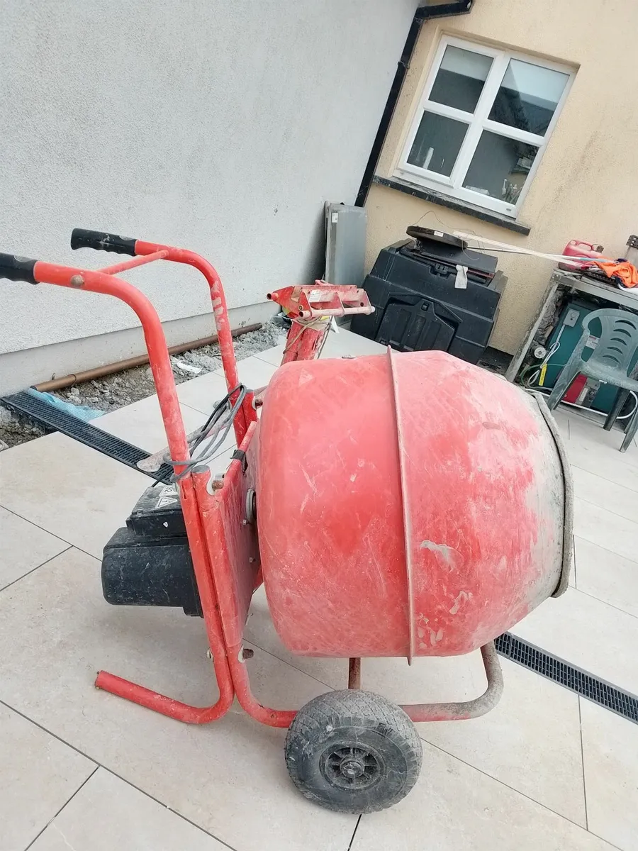 Electric mixer for sale - Image 3