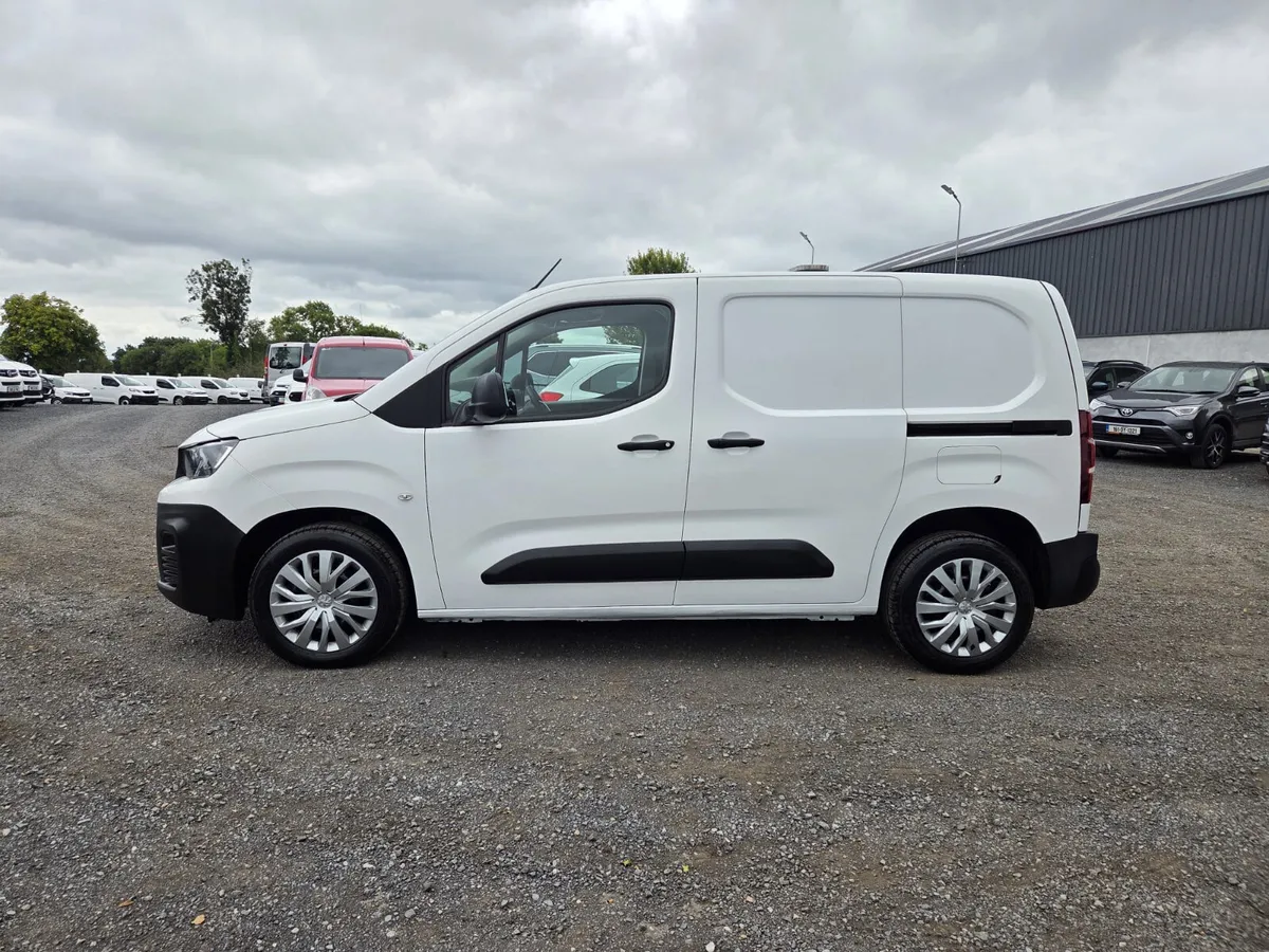 Peugeot Partner - Image 1