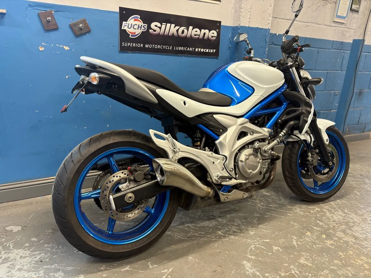 2010 Suzuki Gladius 650. - Image 3