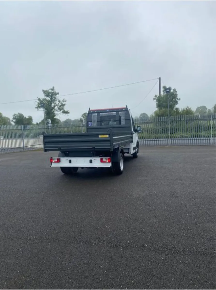 Maxus Deliver 9 Chassis Cab - Image 4