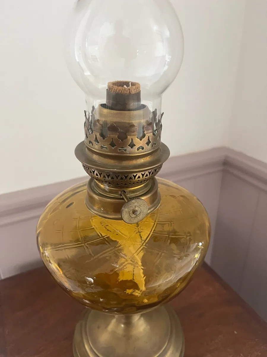 Vintage French Oil Lamp - Image 2