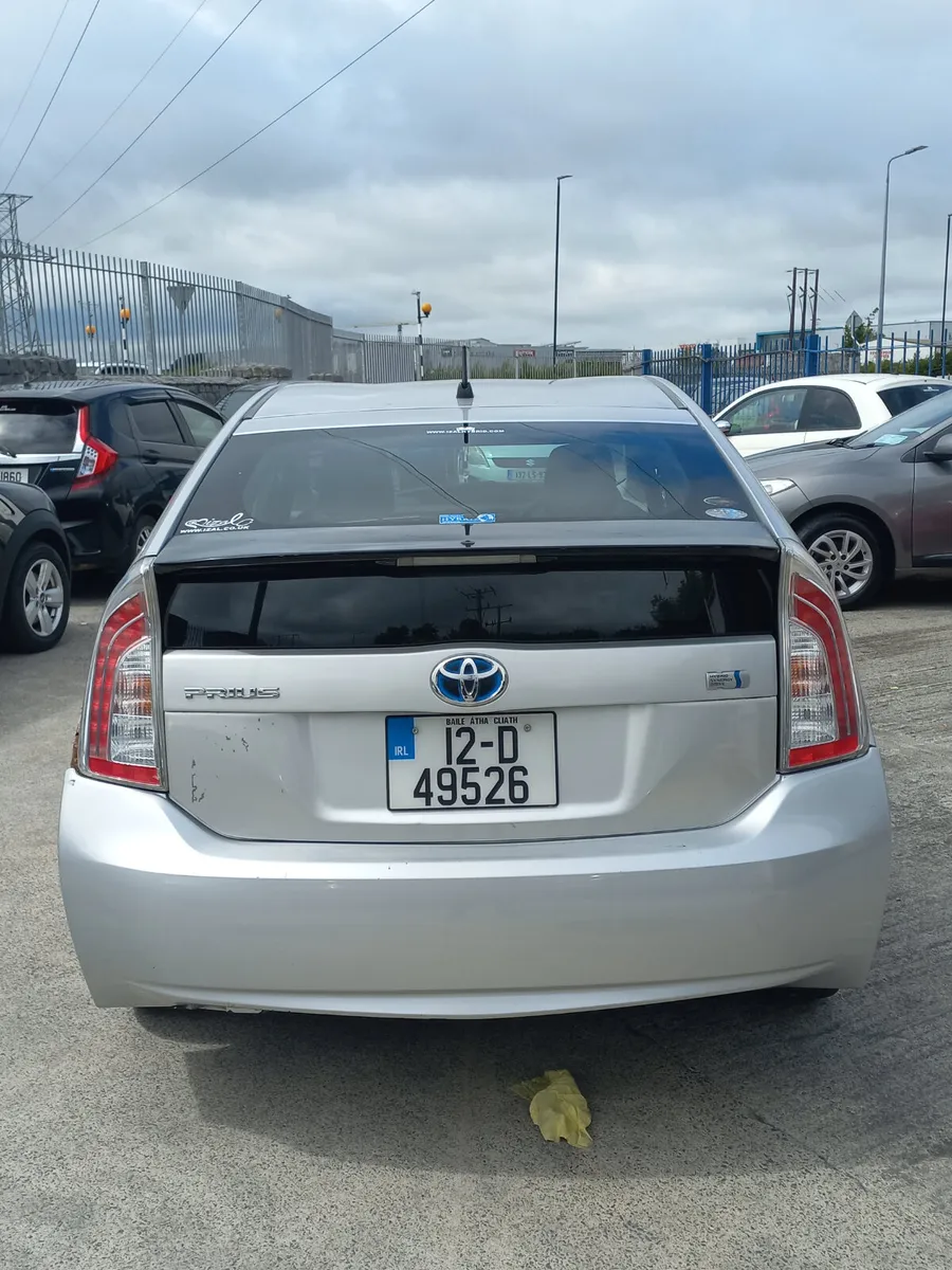 Toyota Prius 2012 - Image 2