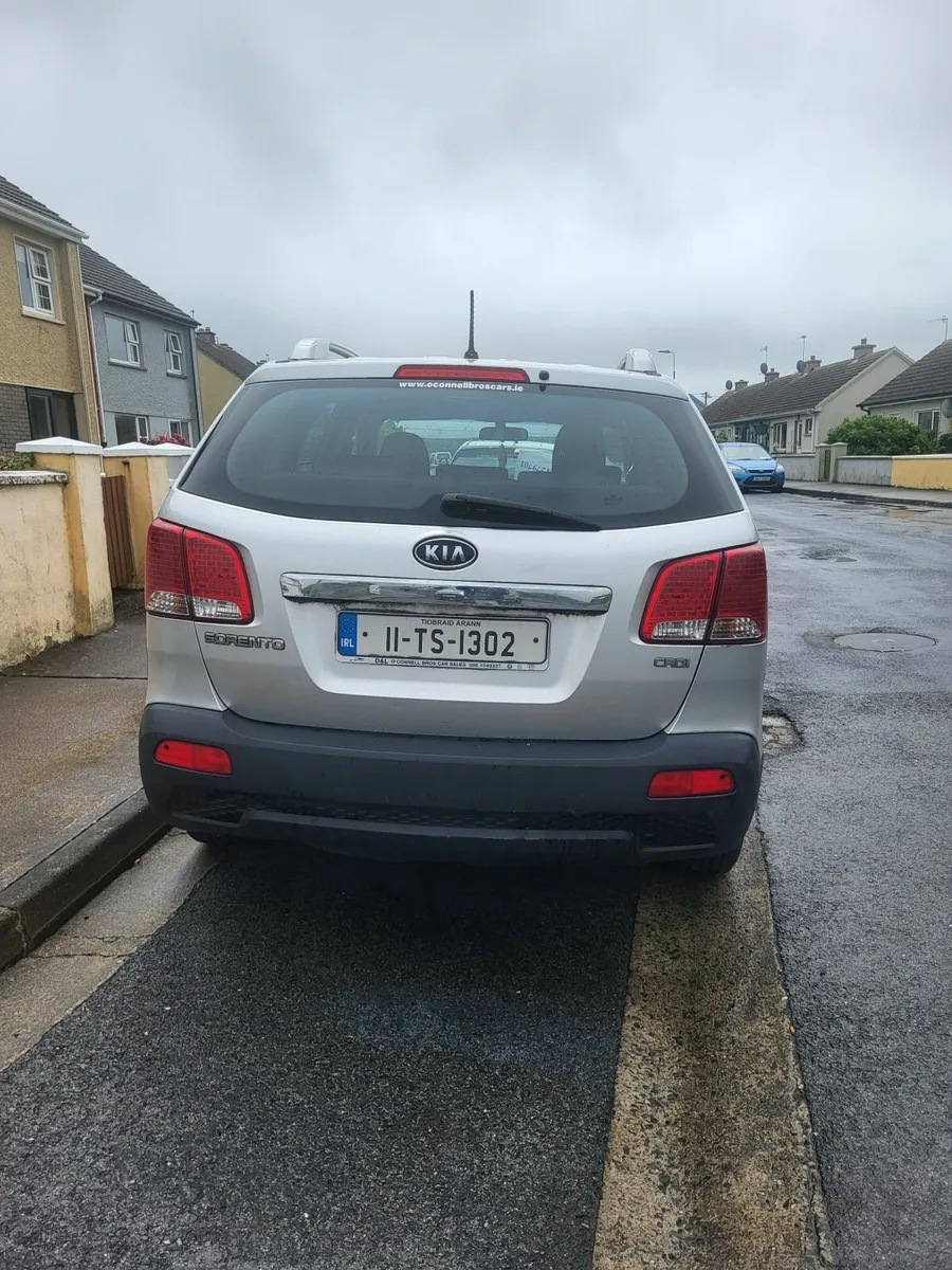 Kia Sorento 2011 - Image 4