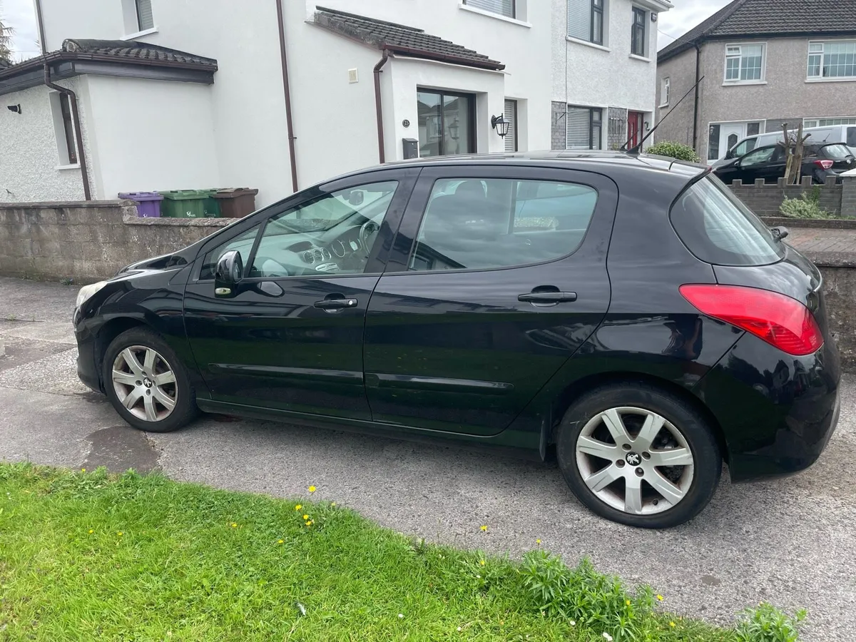 Peugeot 308 Diesel - Image 4