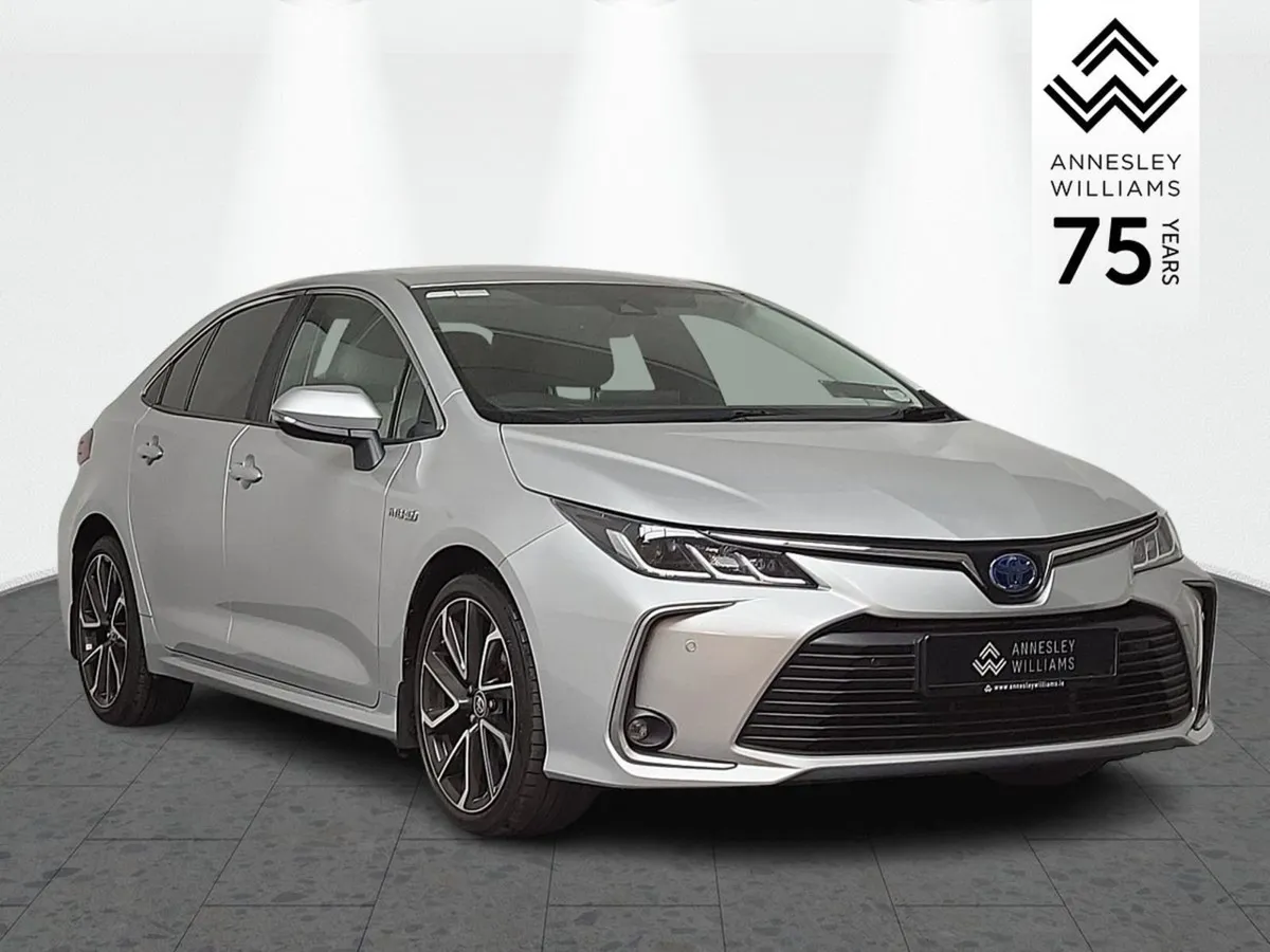 Toyota Corolla 1.8 Hybrid Sol Saloon - Image 1