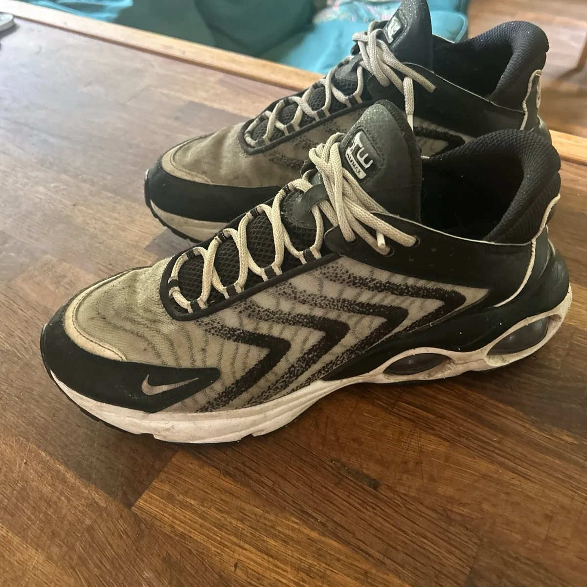 nike tw size 10 - Image 4