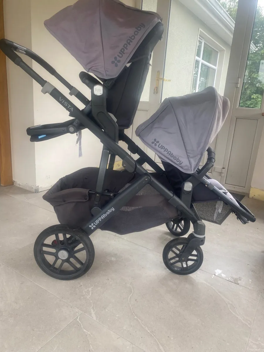 Vista double - rumble seat/ bassinet/ piggy back - Image 1