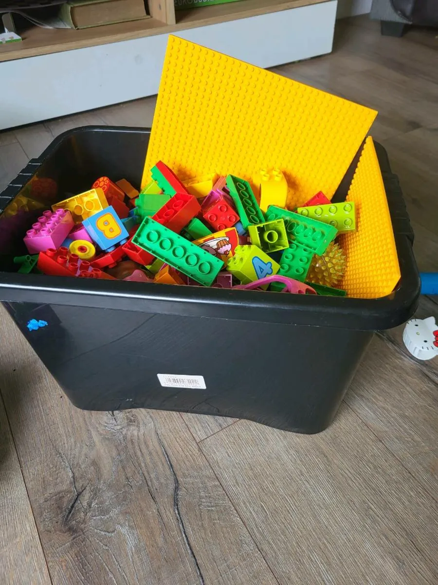 Toys - Image 2