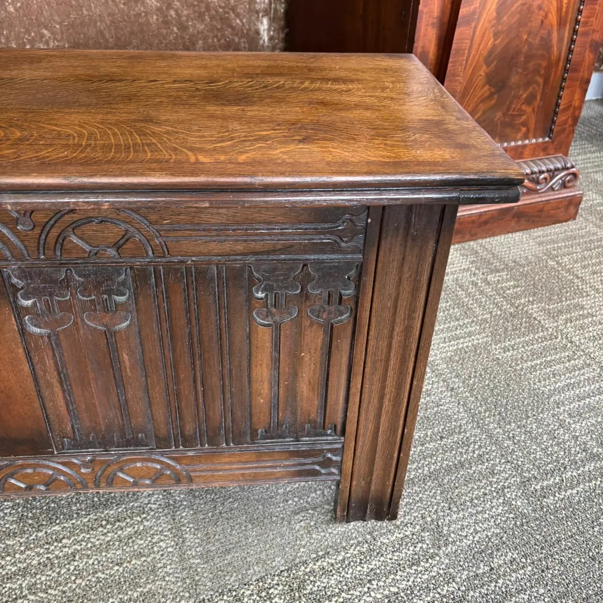 19th-century solid oak storage box - Image 4