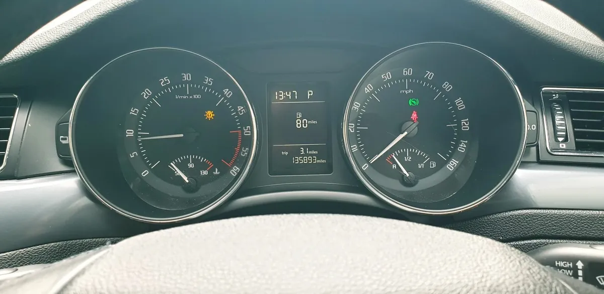 Skoda Superb 2012 Automatic - Image 2