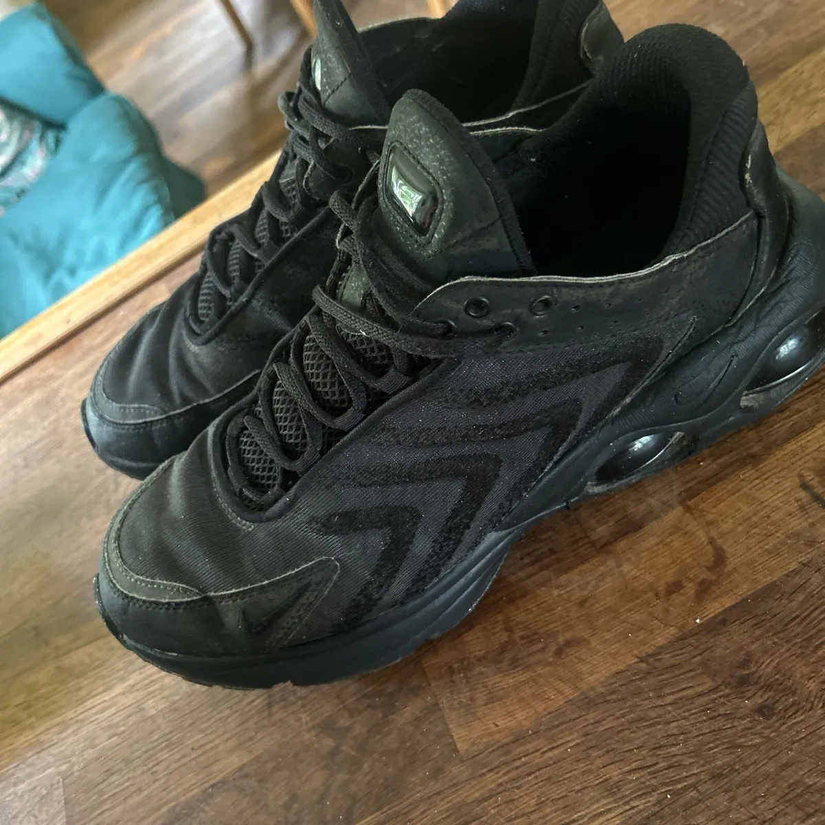 nike tw black size 9.5 - Image 4