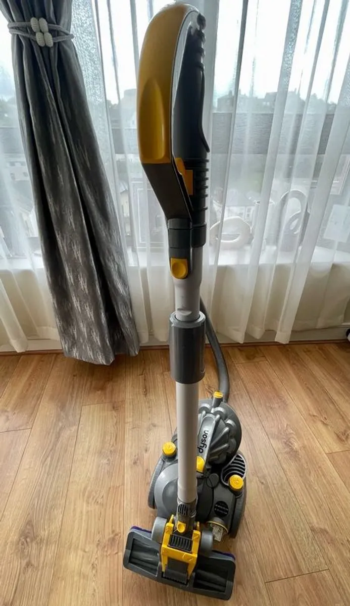Dyson DC8 - Image 3