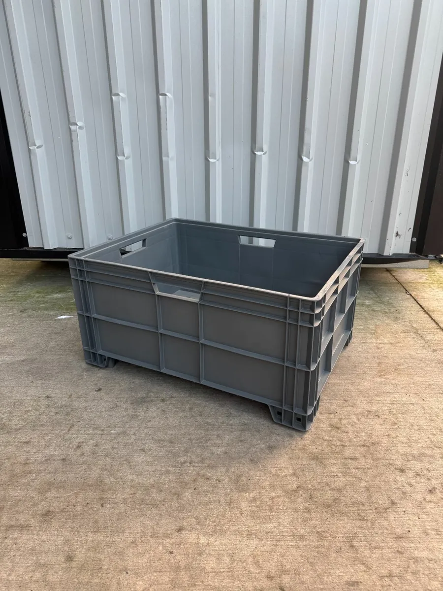 4x heavy duty storage box - Image 1