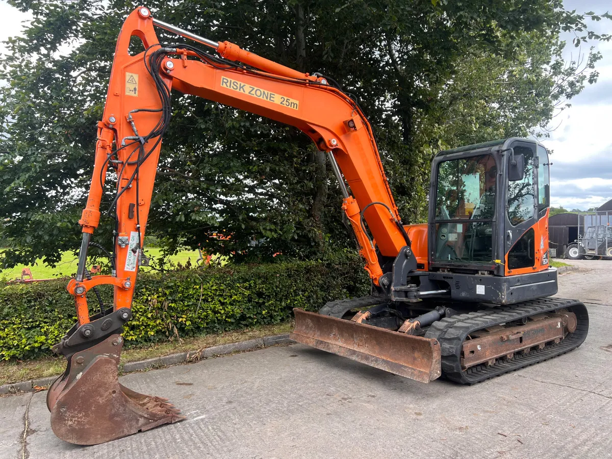 Doosan DX80R - Image 2