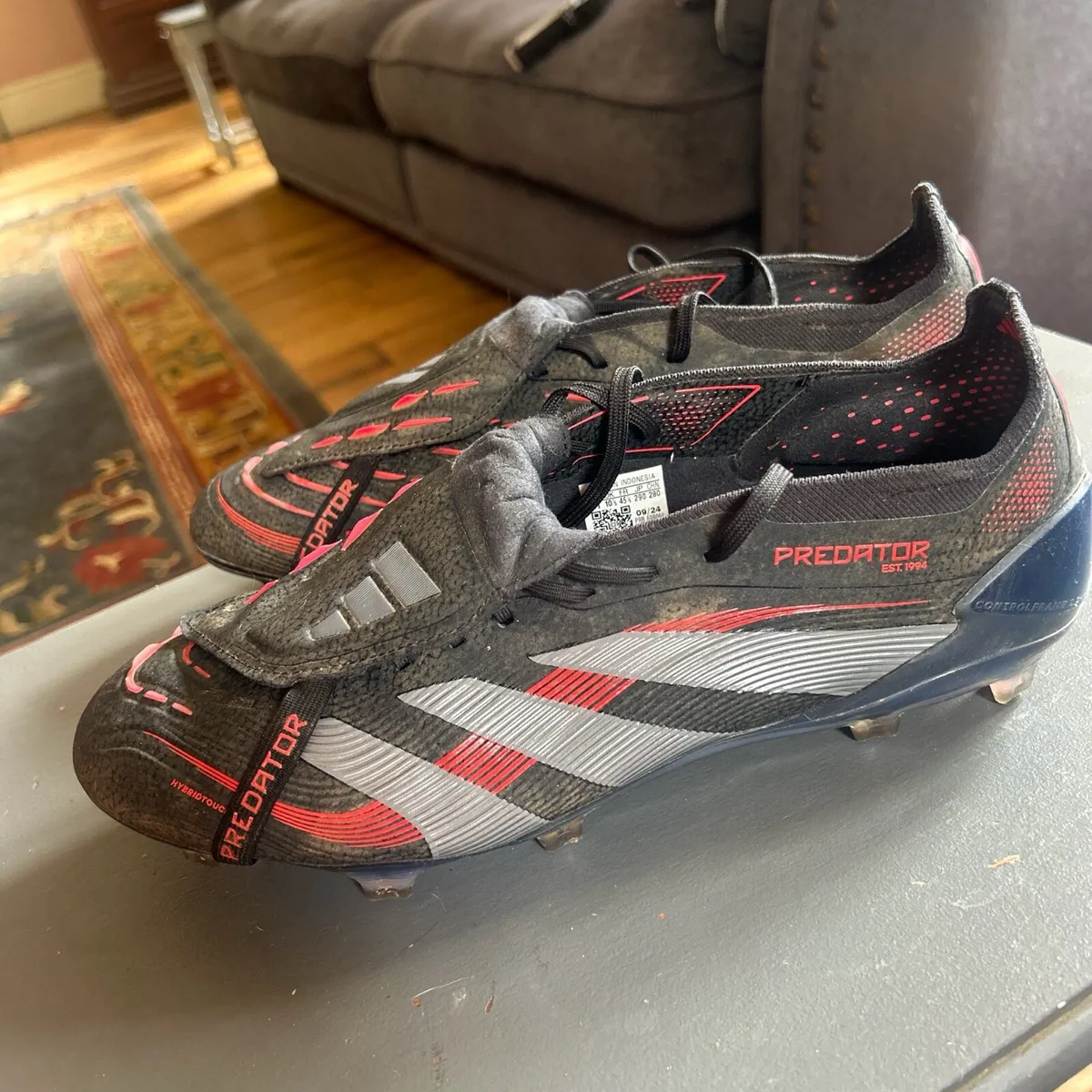 adidas predator size 10.5 - Image 1