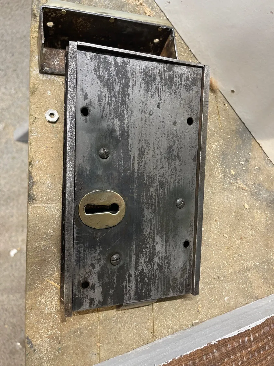 19th century Victorian mortise lock box + receiver - Image 2